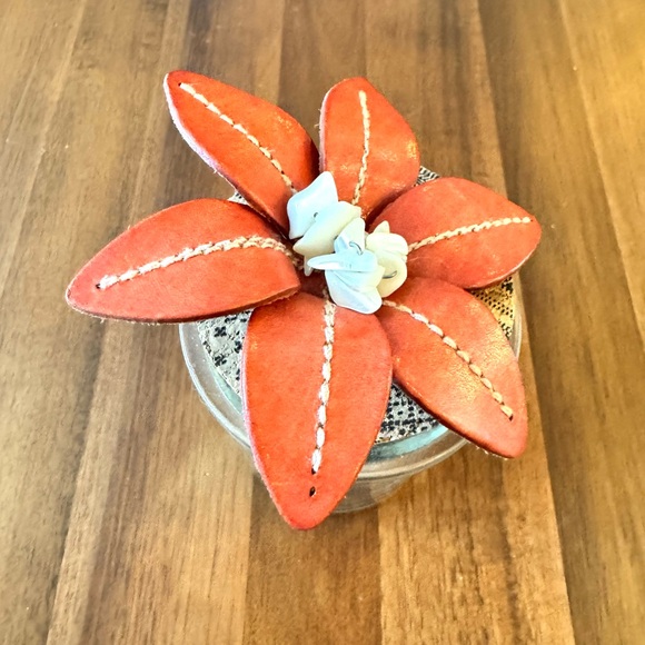 Leather Flower Brooch - Picture 4 of 7